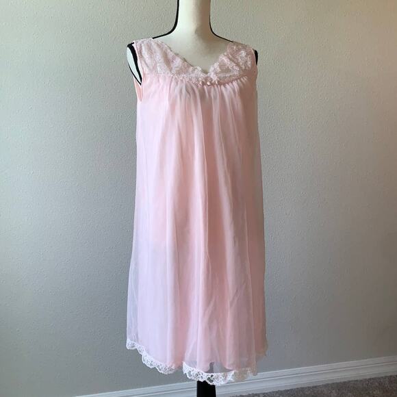 Pink Overlay Sleeveless Night with Lace inserts Vintage - Small - Picture 1 of 7